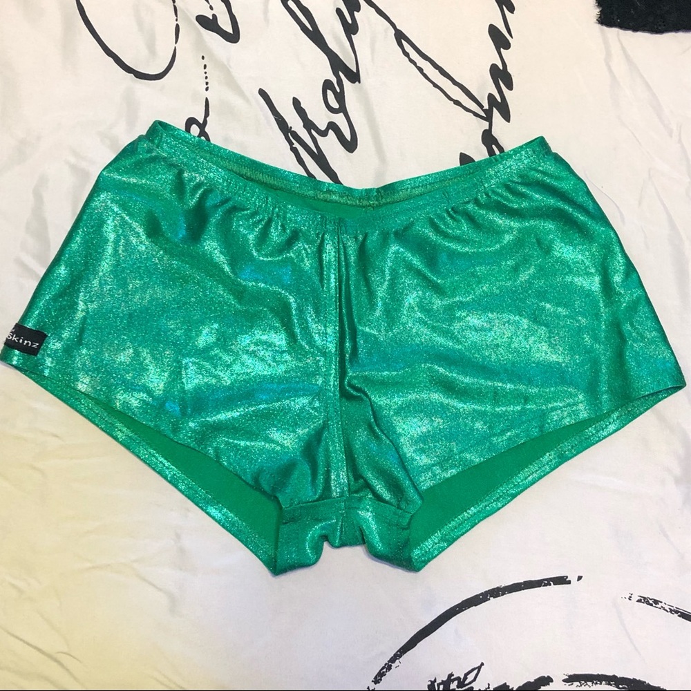 ✨2/$25 Sparkly Green Derby Skinz
